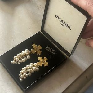 CHANEL runway 3” vintage cross pearl gold, drop earrings, designer jewelry